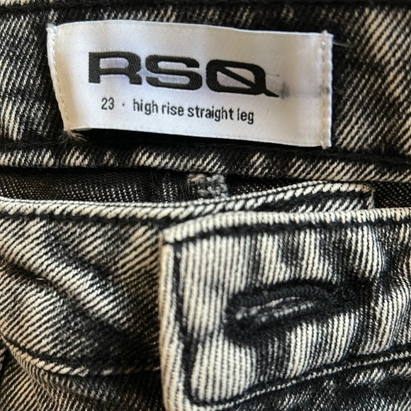 RSQ Black Acid Washed High Rise Straight Leg | SIZE 23 - Picture 5 of 8